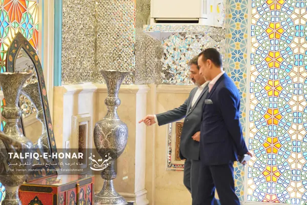 بازدید سفیر محترم سلطنت عمان از مجموعه تلفیق هنر: قدمی برای تقویت دیپلماسی فرهنگی و توسعه همکاری‌های منطقه‌ای